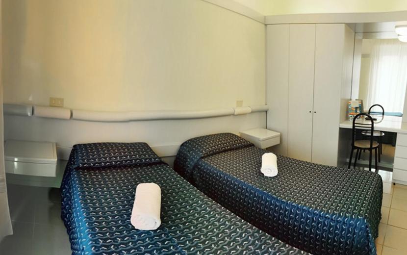 Hotel Nives Riccione Værelse billede